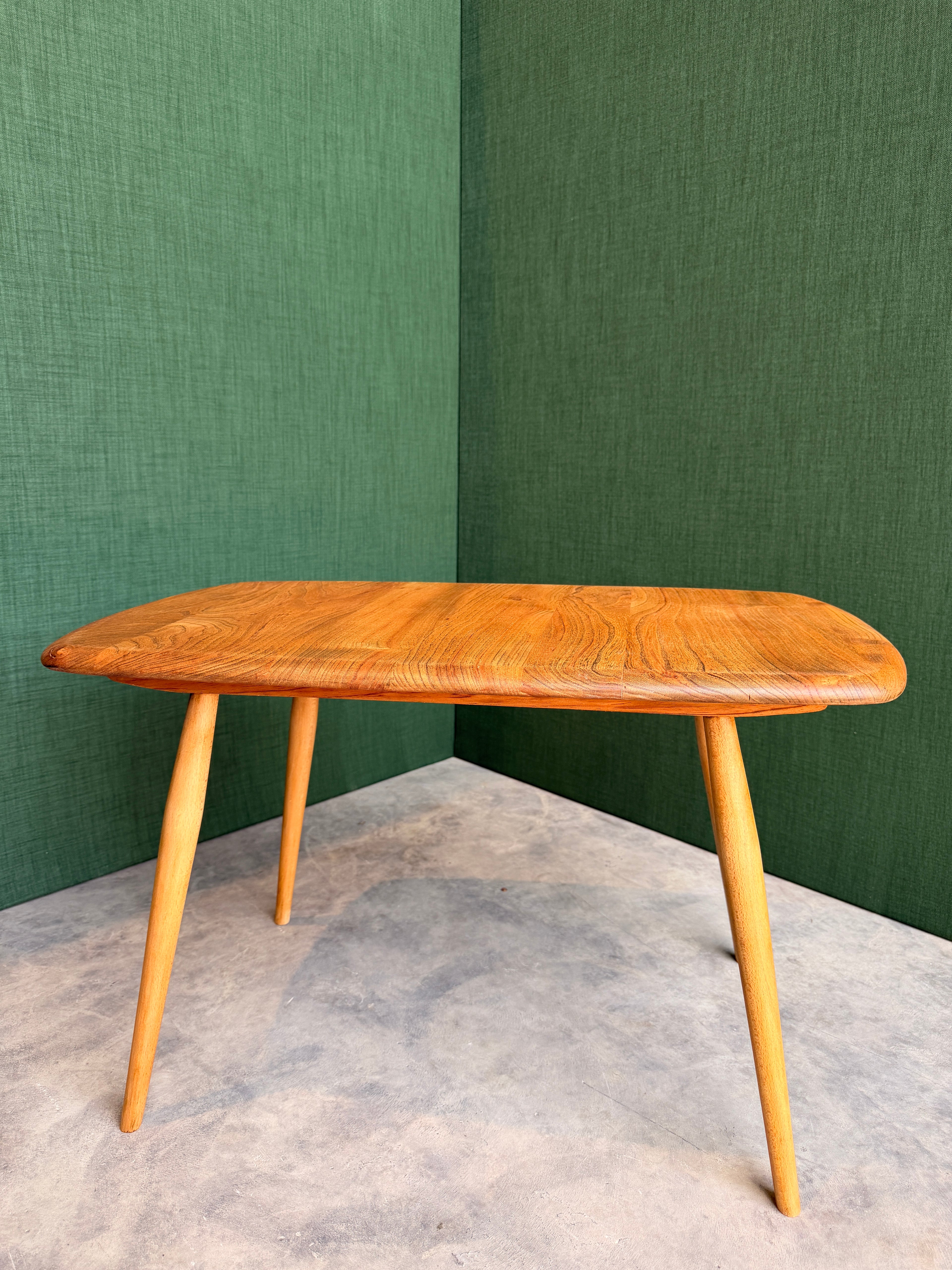 Vintage Ercol Model 213 Coffee/Side table Blonde