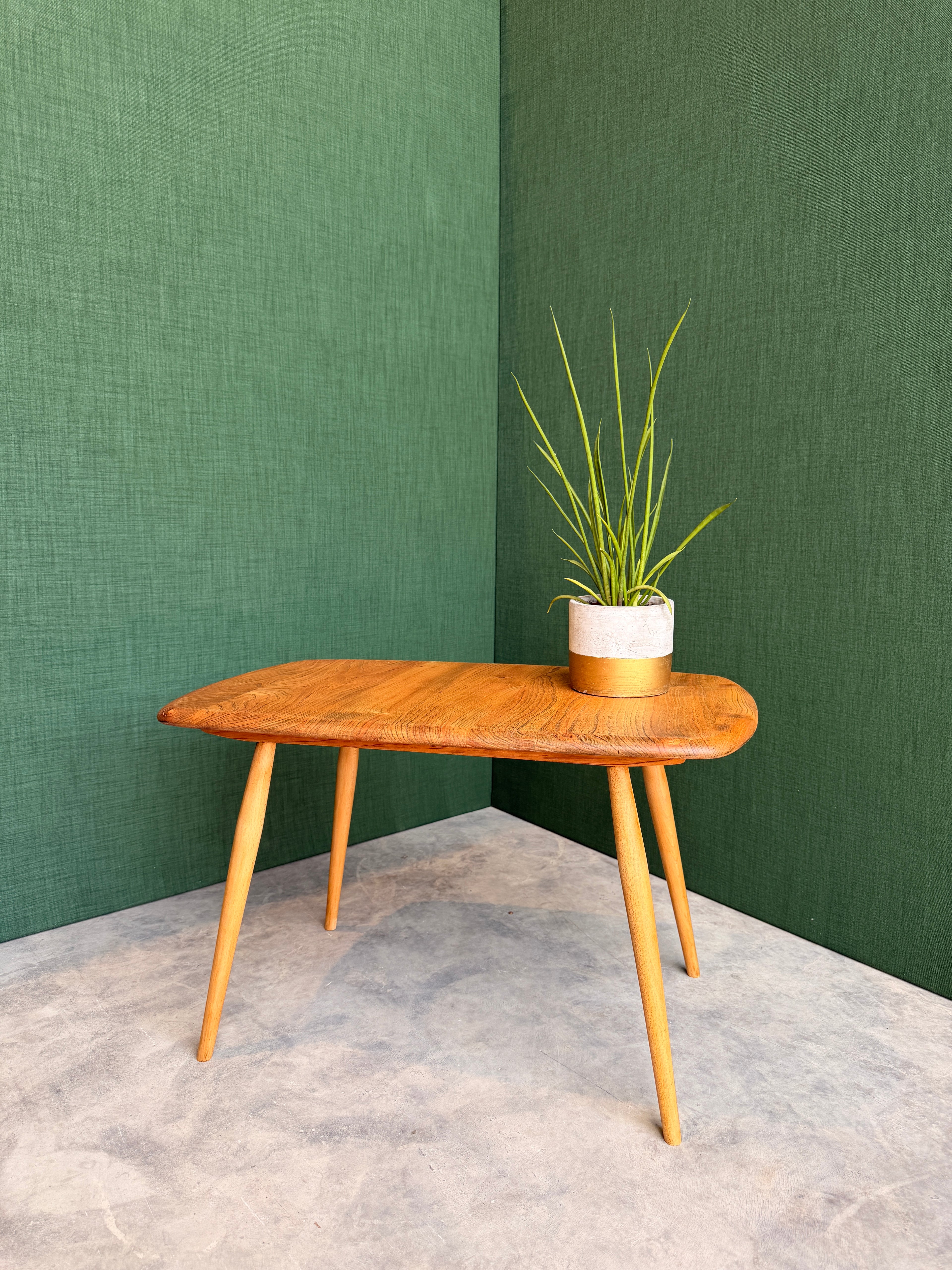 Vintage Ercol Model 213 Coffee/Side table Blonde