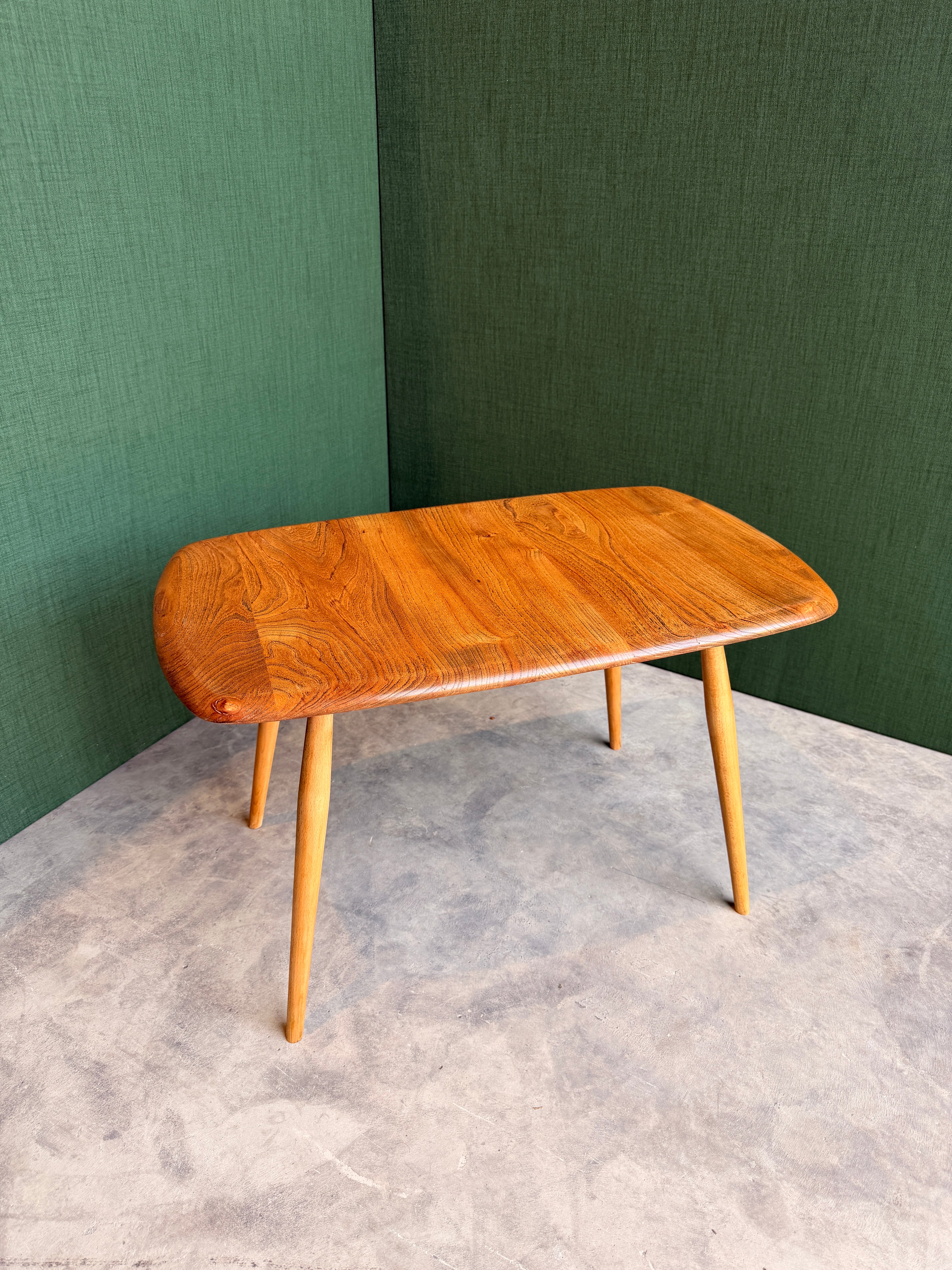 Vintage Ercol Model 213 Coffee/Side table Blonde