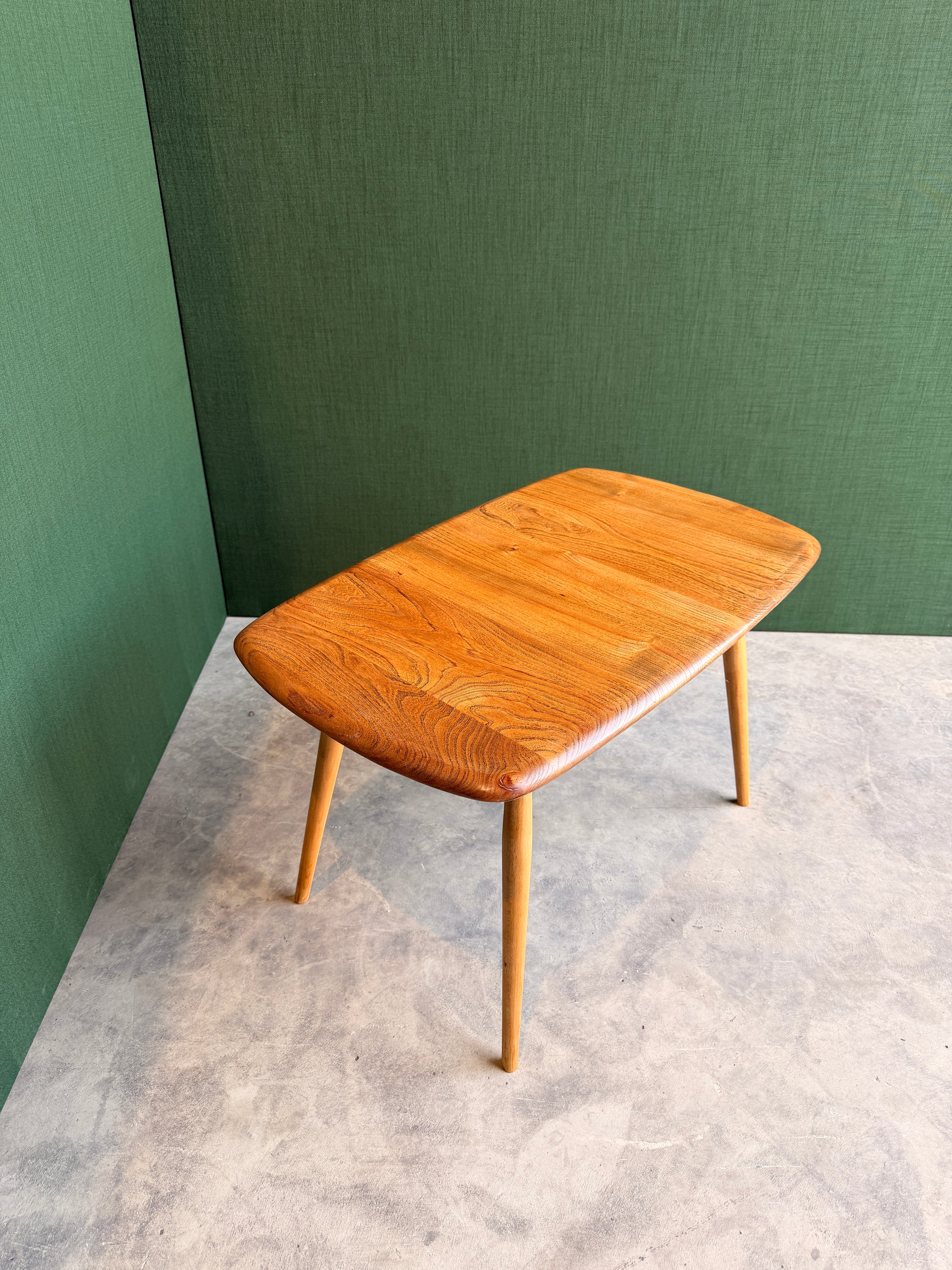 Vintage Ercol Model 213 Coffee/Side table Blonde