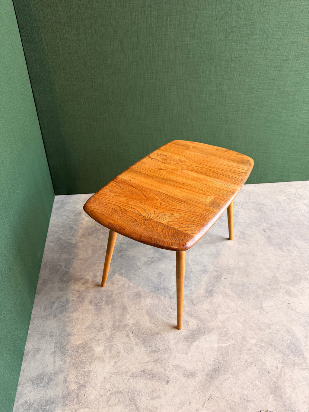 Vintage Ercol Model 213 Coffee/Side table Blonde