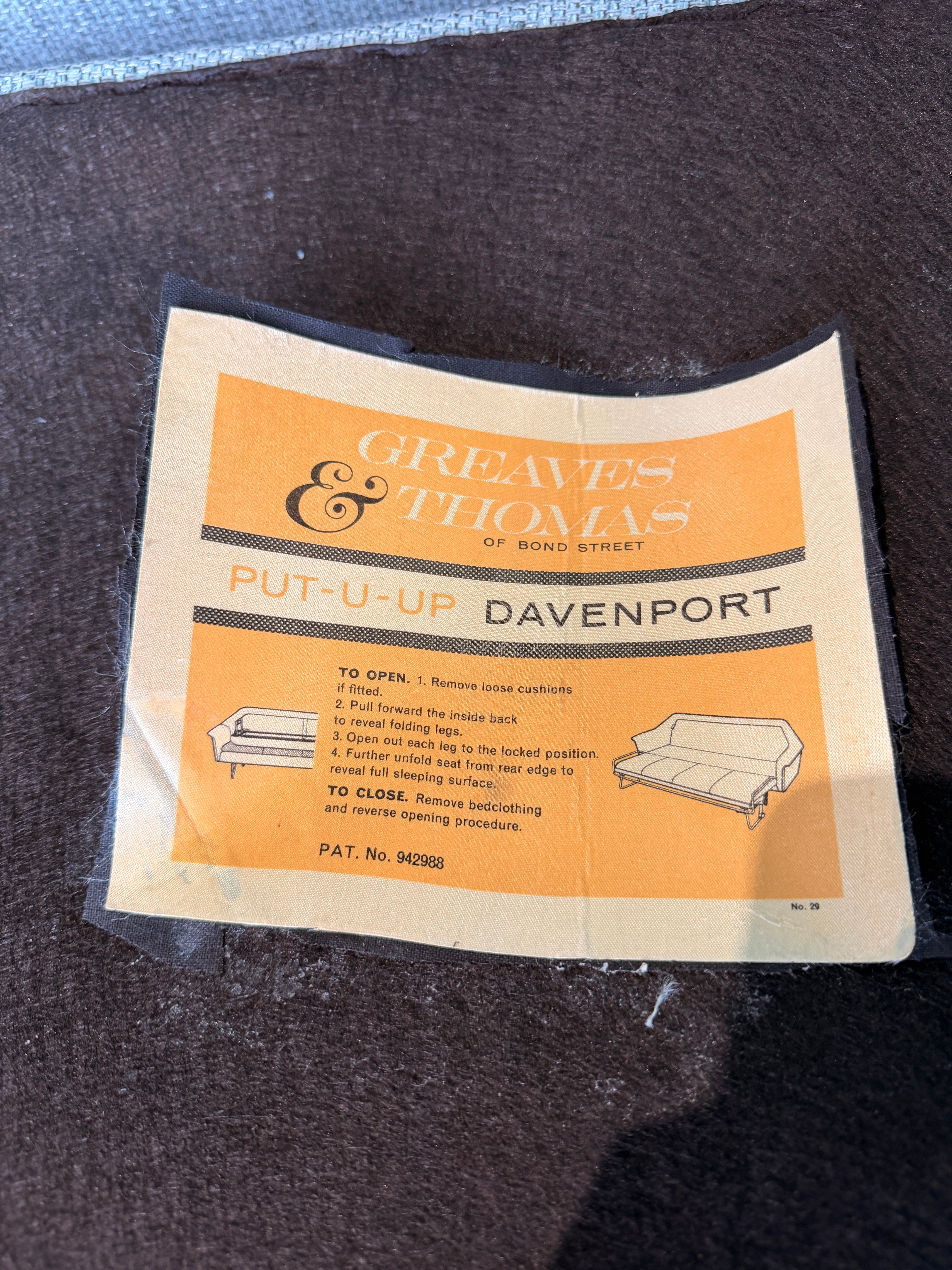 Greaves & Thomas 3/4 seat Sofa bed